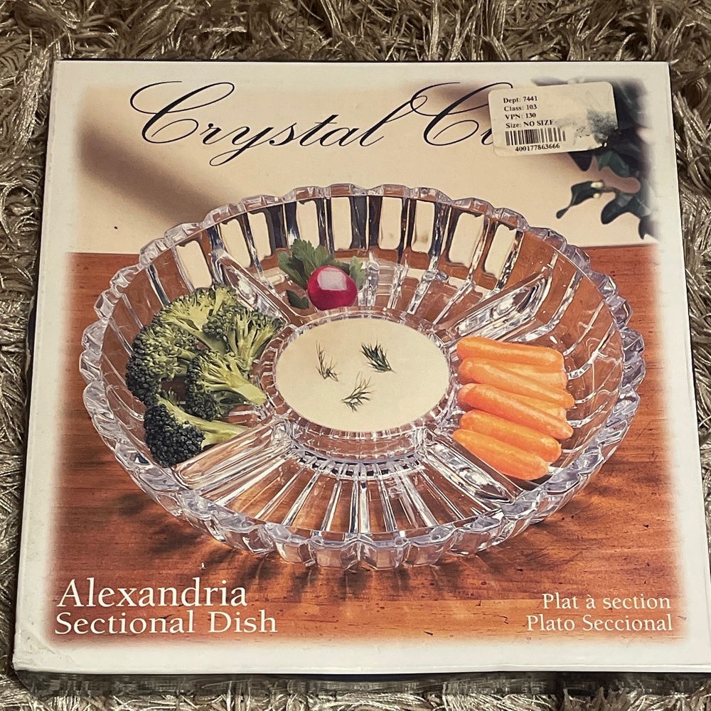 Crystal clear Alexandria Sectional Dish